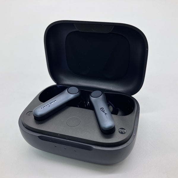 【中古】Air Pro 4 - Black【秋葉原】