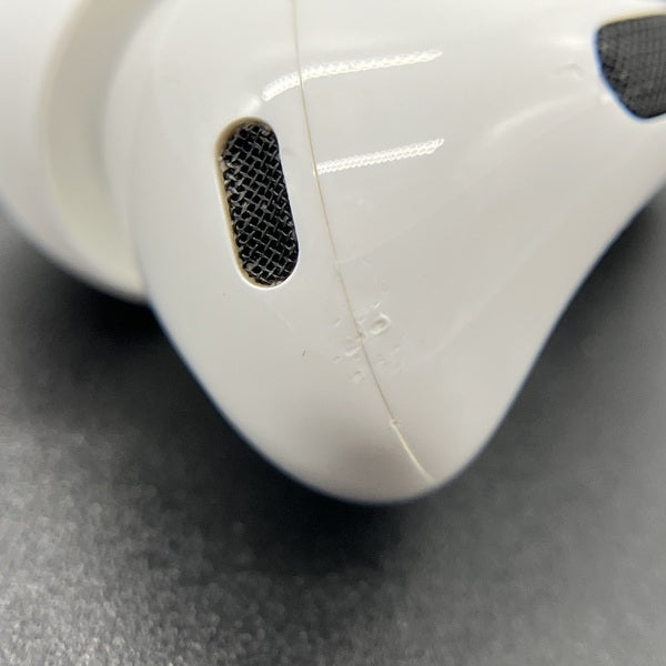 Apple 【中古】MagSafe充電ケース(USB-C)付きAirPods Pro(第2世代