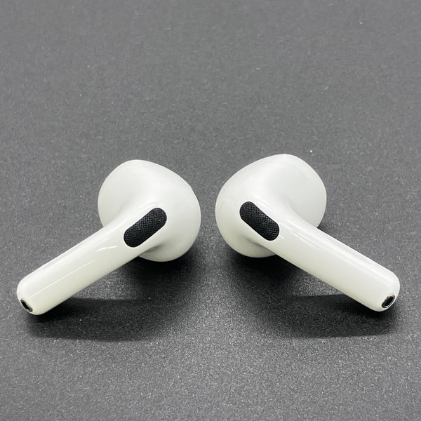 Apple 【中古】AirPods 4 MXP93J/A（アクティブノイズキャンセリング