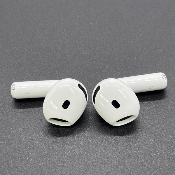 Apple 【中古】AirPods 4 MXP93J/A（アクティブノイズキャンセリング