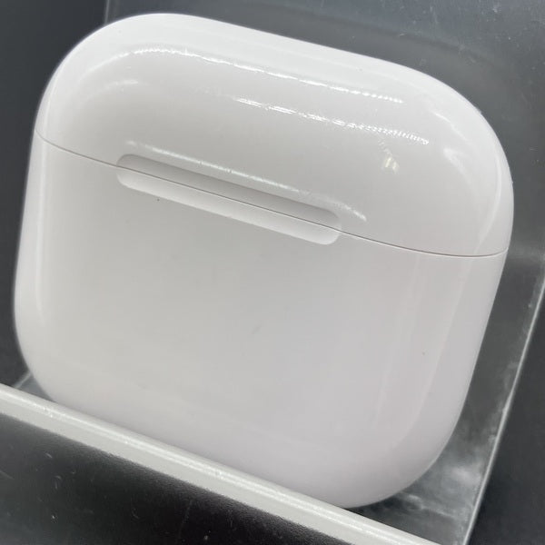 Apple 【中古】AirPods 4 MXP93J/A（アクティブノイズキャンセリング