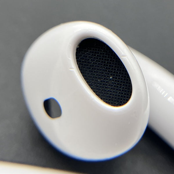 Apple 【中古】AirPods 4 MXP93J/A（アクティブノイズキャンセリング