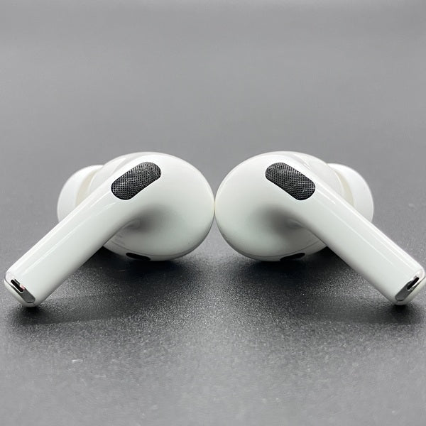 Apple 【中古】Apple AirPods Pro MLWK3J/A (2021/Magsafe)【日本橋