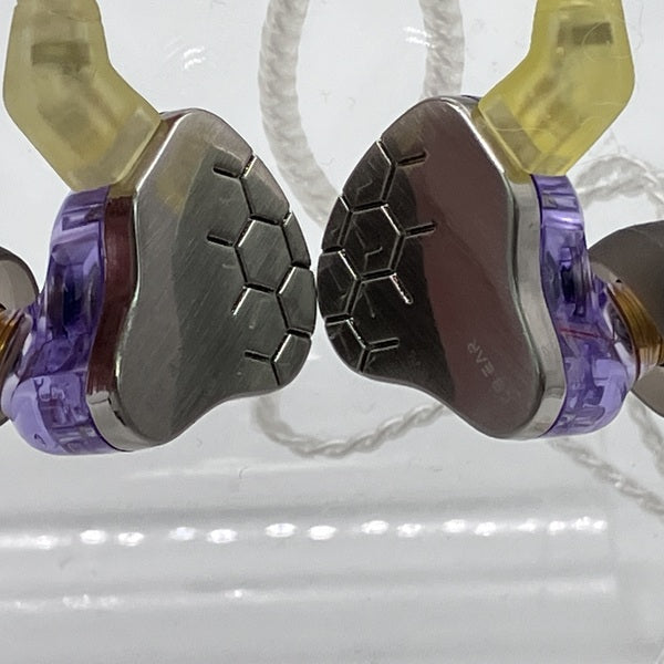【中古】KBEAR Lark【日本橋】
