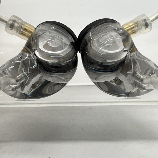 水月雨 (MOONDROP) 【中古】Moondrop x Crinacle DUSK【秋葉原】 – e