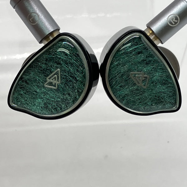 【中古】NI - 霓 (3.5mm/4.4mm)【秋葉原】