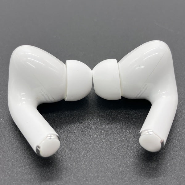 Apple 【中古】MagSafe充電ケース(USB-C)付きAirPods Pro(第2世代