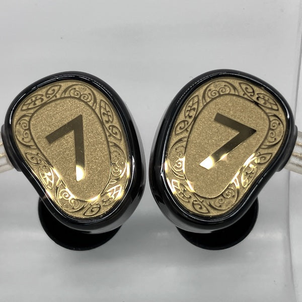 【中古】7HZ Elua Ultra【秋葉原】