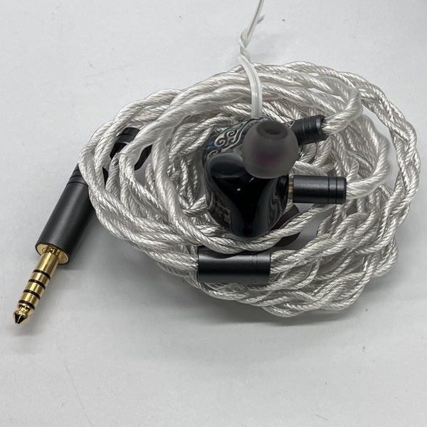 Juzear 【中古】Butterfly 61T(4.4mm)【日本橋】 – e☆イヤホン