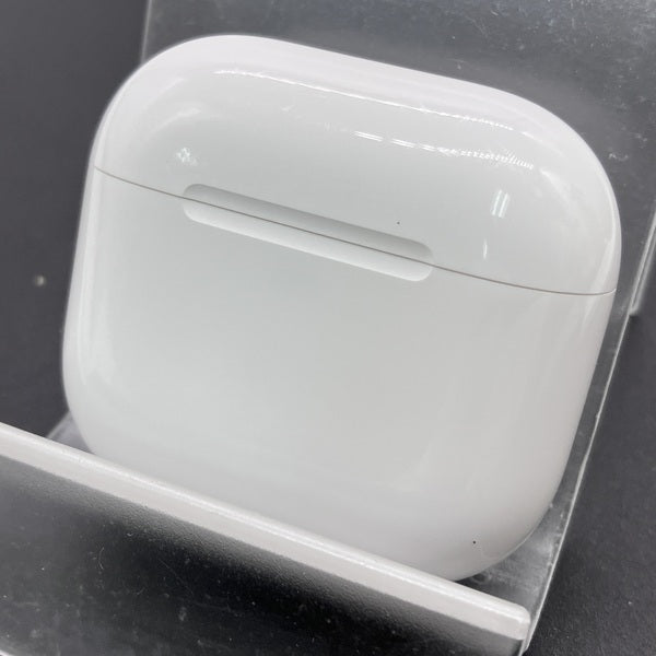 Apple AirPods 本体 MXP93J/A 美品 ノイズキャン 中古 Apple 【中古】AirPods 4 MXP93J/A（アクティブノイズキャンセリング