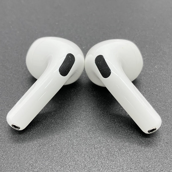 Apple 【中古】AirPods 4 MXP93J/A（アクティブノイズキャンセリング