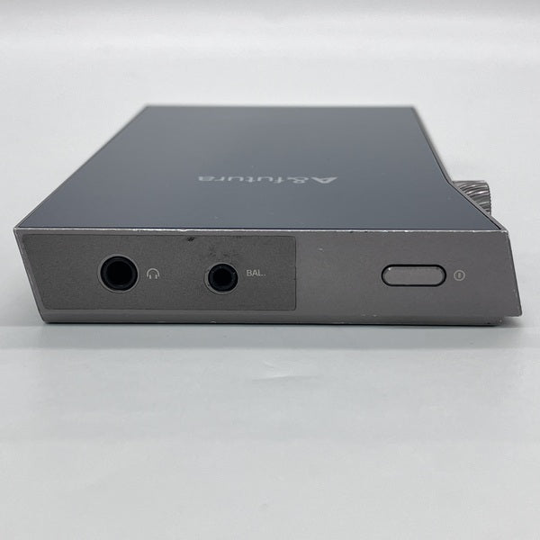 Astell&Kern ak se100 [ジャンク] Astell&Kern 【中古】A&futura SE100 Titan Silver 【AK-SE100-TS