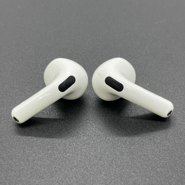 Apple 【中古】AirPods 4 MXP93J/A（アクティブノイズキャンセリング