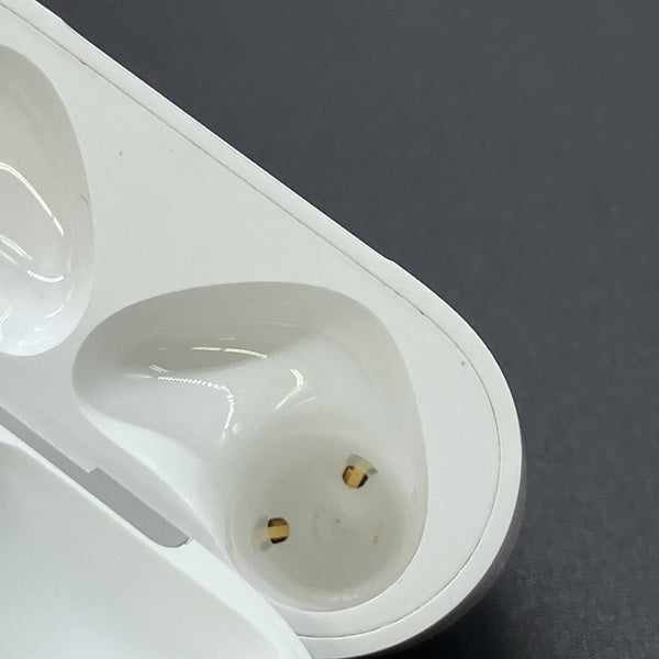 Apple 【中古】AirPods 4 MXP93J/A（アクティブノイズキャンセリング