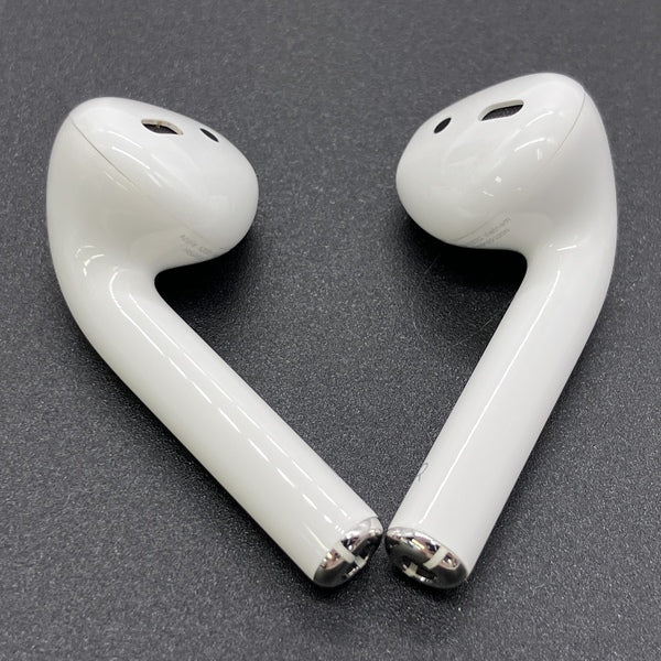 Apple 【中古】AirPods with Wireless Charging Case MRXJ2J/A【秋葉原