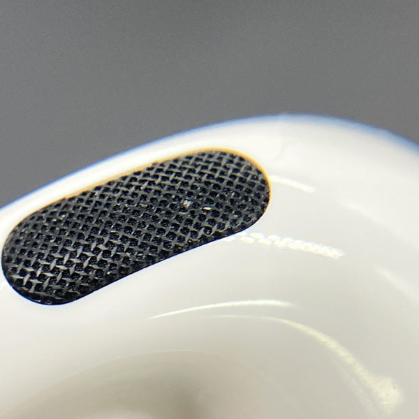 Apple 【中古】AirPods 4 MXP93J/A（アクティブノイズキャンセリング