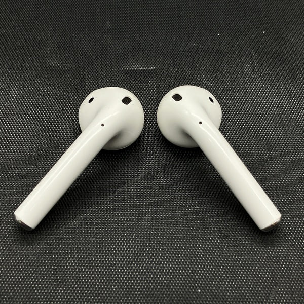 Apple 【中古】AirPods with Wireless Charging Case MRXJ2J/A【名古屋