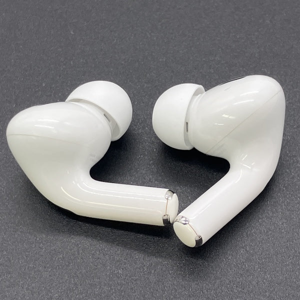 Apple 【中古】MagSafe充電ケース(USB-C)付きAirPods Pro(第2世代