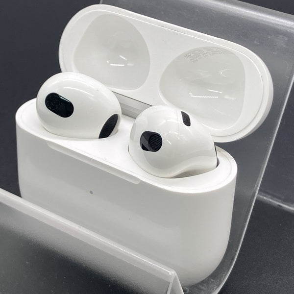 【中古】Airpods MME73J/A 3rd Generation【秋葉原】