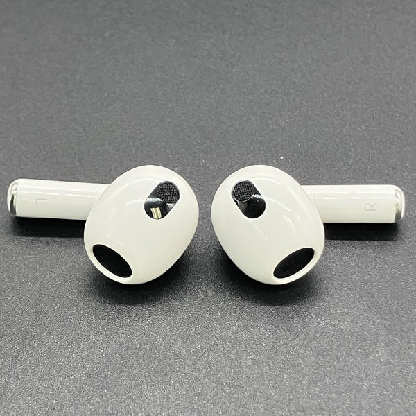 Apple 【中古】Airpods MME73J/A 3rd Generation【秋葉原】 – e☆イヤホン