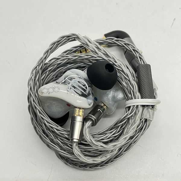 qdc 【中古】WHITE TIGER 【QDC-TIGER-S-WH】【日本橋】 – e☆イヤホン