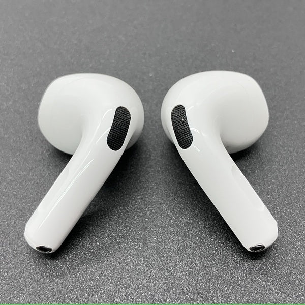 Apple 【中古】AirPods 4 MXP93J/A（アクティブノイズキャンセリング
