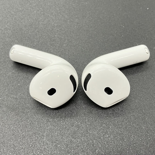 Apple 【中古】AirPods 4 MXP93J/A（アクティブノイズキャンセリング