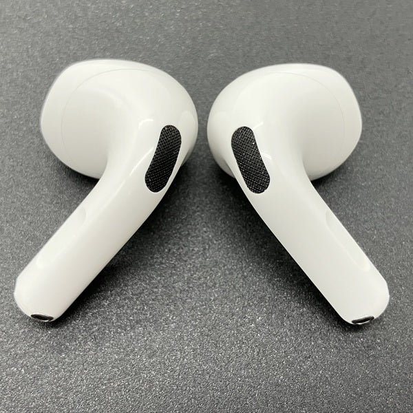 Apple 【中古】AirPods 4 MXP93J/A（アクティブノイズキャンセリング