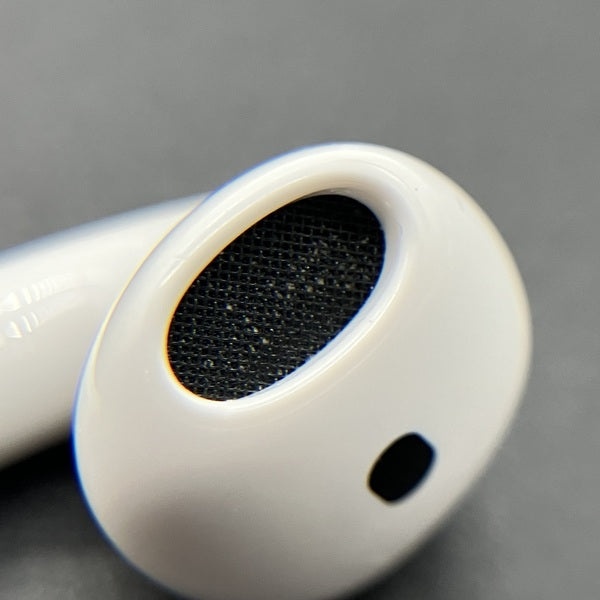 Apple 【中古】AirPods 4 MXP93J/A（アクティブノイズキャンセリング