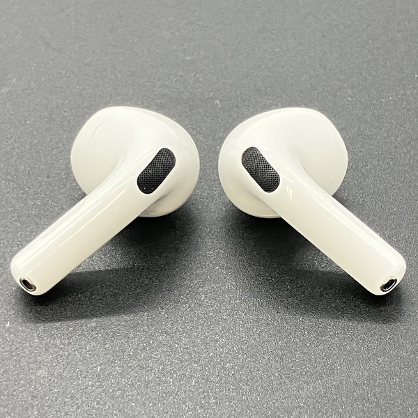 Apple 【中古】AirPods 4 MXP93J/A（アクティブノイズキャンセリング