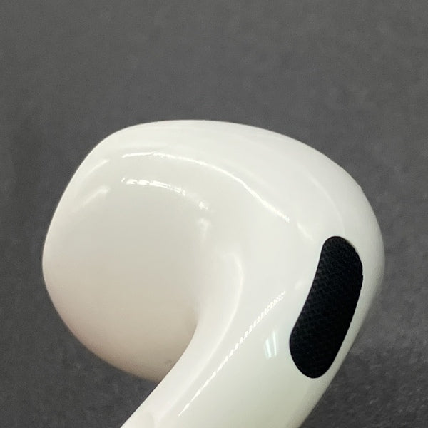Apple 【中古】AirPods 4 MXP93J/A（アクティブノイズキャンセリング