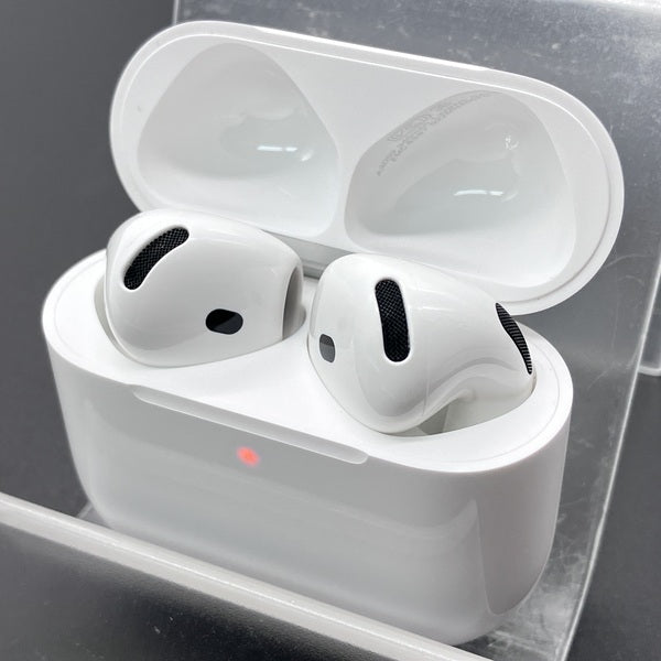 【中古】AirPods 4 MXP93J/A（アクティブノイズキャンセリング搭載）【秋葉原】
