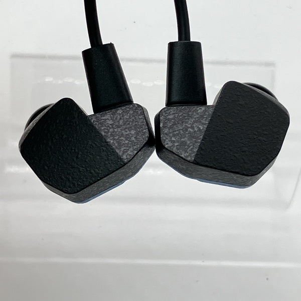 【中古】A2000【日本橋】