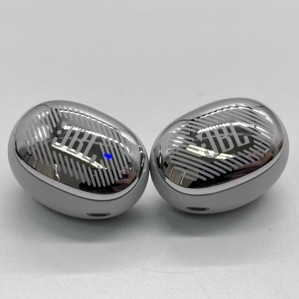 JBL 【中古】Live Buds 4 シルバー【JBLLIVEBUDS4SIL】【日本橋】 – e