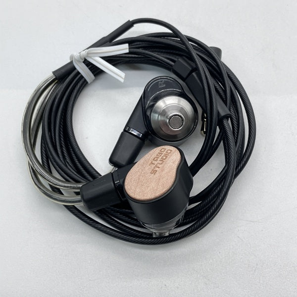 TAGO STUDIO TAKASAKI 【中古】T3-02【秋葉原】 – e☆イヤホン