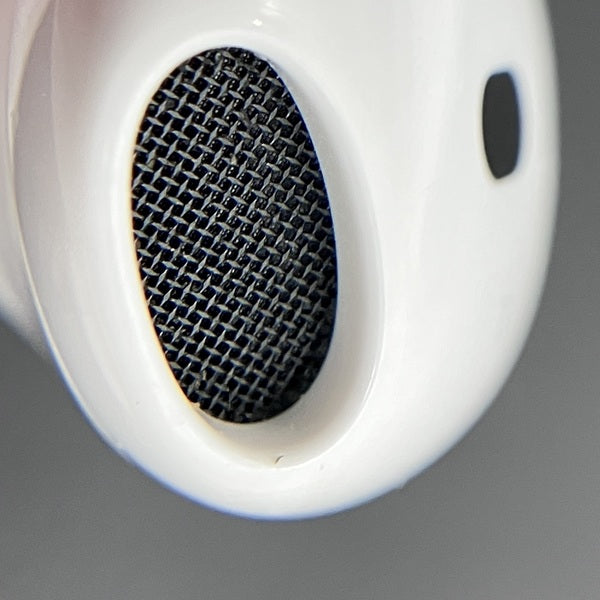 Apple 【中古】AirPods 4 MXP93J/A（アクティブノイズキャンセリング