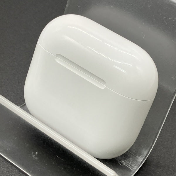 Apple 【中古】AirPods 4 MXP93J/A（アクティブノイズキャンセリング