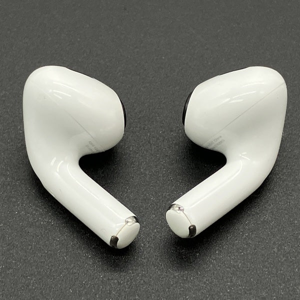 Apple 【中古】MagSafe充電ケース(USB-C)付きAirPods Pro(第2世代