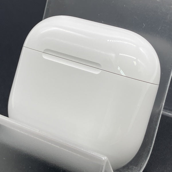 Apple 【中古】AirPods 4 MXP93J/A（アクティブノイズキャンセリング