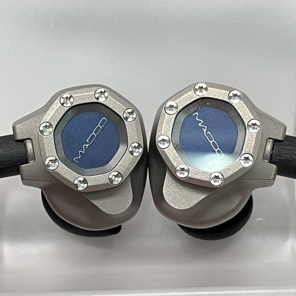 【中古】Typ821 【MDO-T821-TI】【秋葉原】
