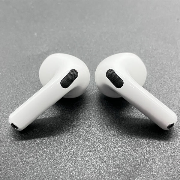 Apple 【中古】AirPods 4 MXP93J/A（アクティブノイズキャンセリング