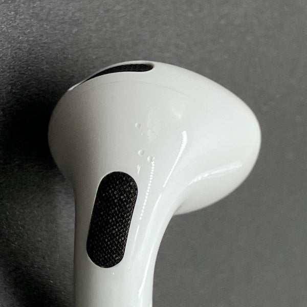 Apple 【中古】AirPods 4 MXP93J/A（アクティブノイズキャンセリング