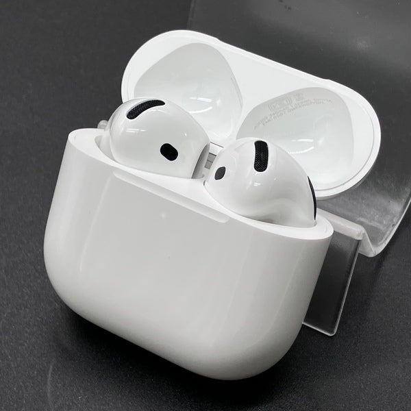 【中古】AirPods 4 MXP93J/A（アクティブノイズキャンセリング搭載）【秋葉原】