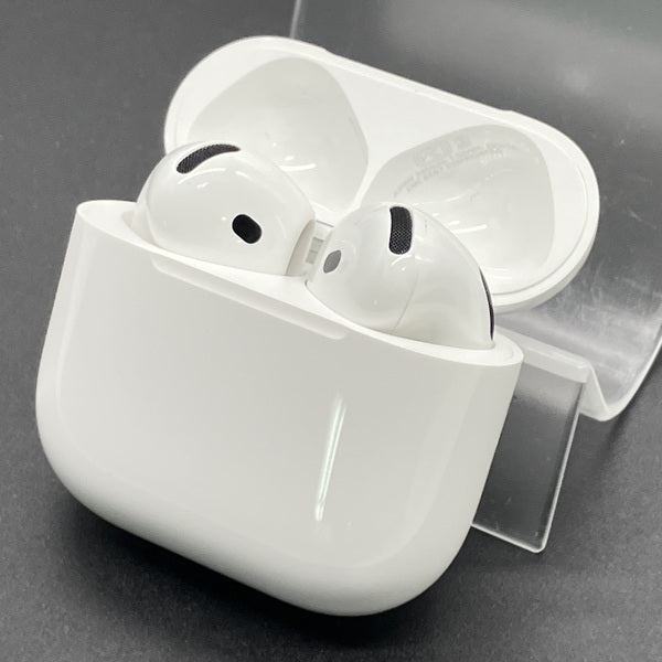 【中古】AirPods 4 MXP93J/A（アクティブノイズキャンセリング搭載）【日本橋】