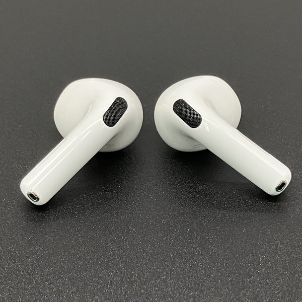 Apple 【中古】AirPods 4 MXP93J/A（アクティブノイズキャンセリング
