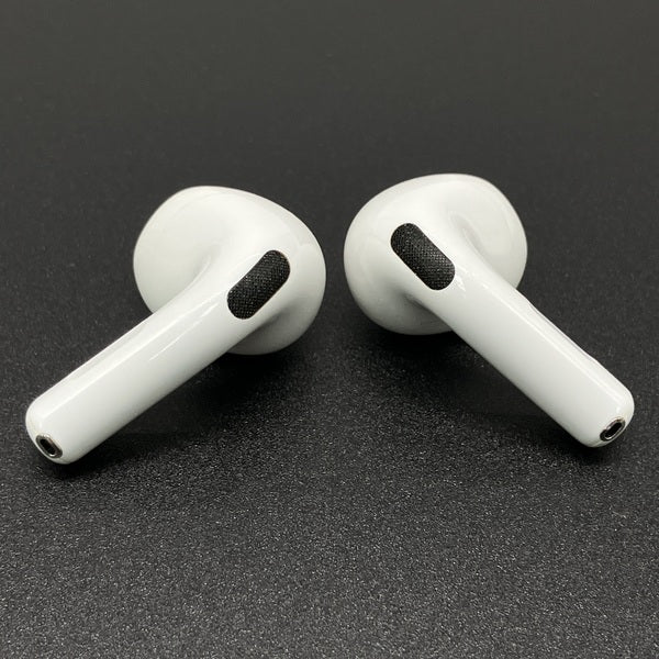 Apple 【中古】AirPods 4 MXP93J/A（アクティブノイズキャンセリング