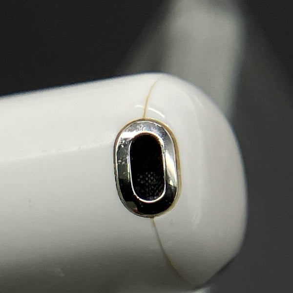 Apple 【中古】AirPods 4 MXP93J/A（アクティブノイズキャンセリング