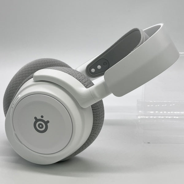 Arctis Nova 7P Wireless 中古 SteelSeries 【中古】Arctis Nova 7P Wireless Gen 2 White【秋葉原