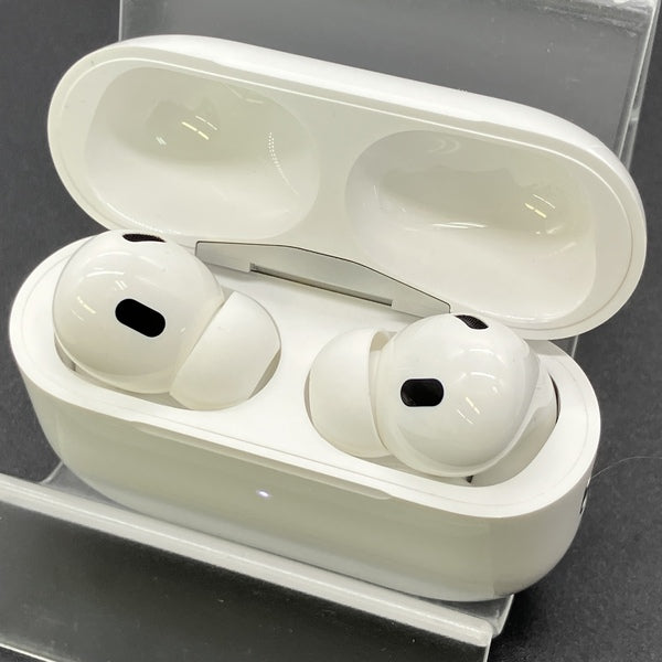 【中古】MagSafe充電ケース(USB-C)付きAirPods Pro(第2世代) MTJV3JA【秋葉原】