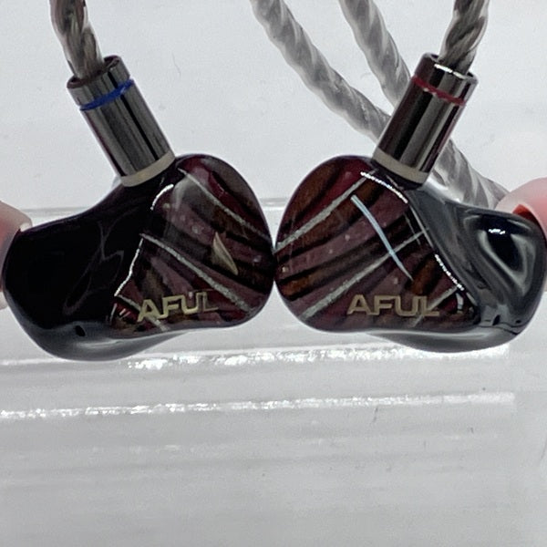 【中古】Performer 8S【日本橋】